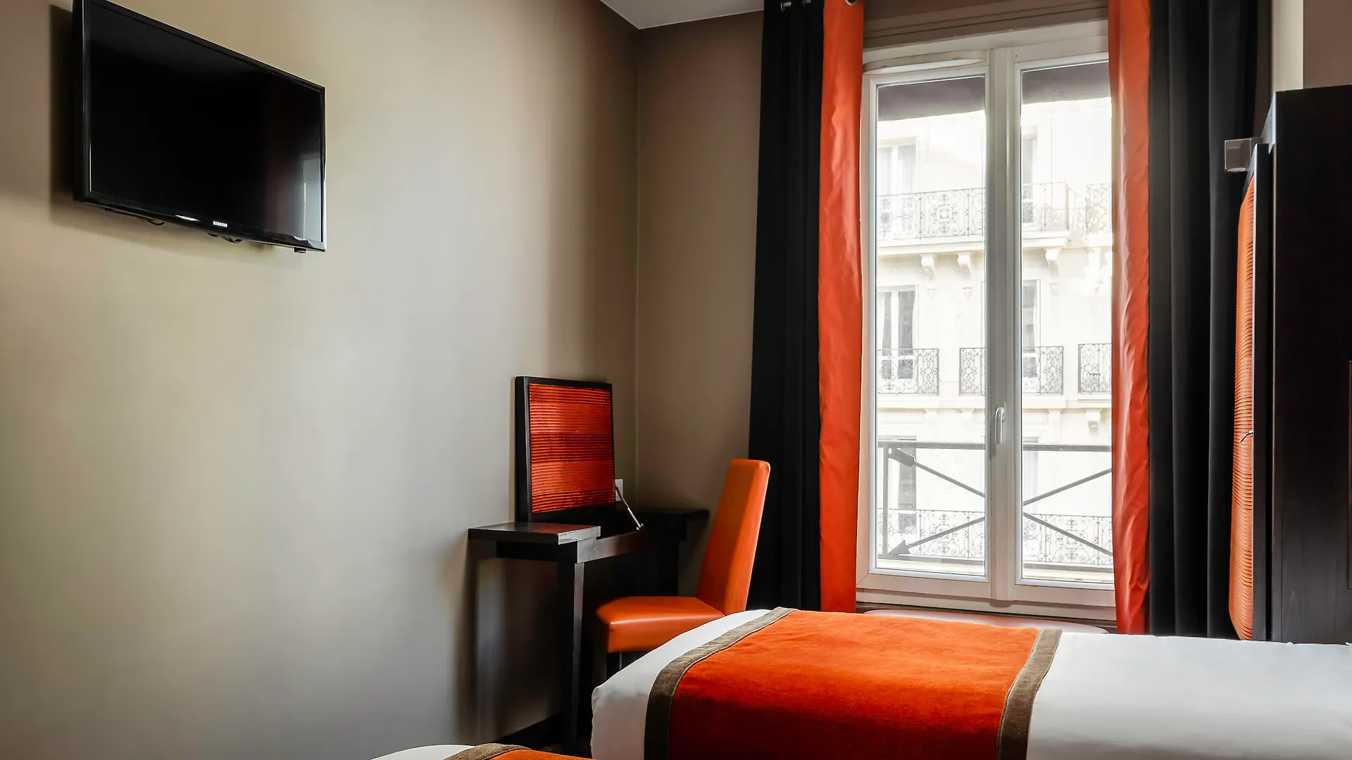 Hotel Casimir Paris