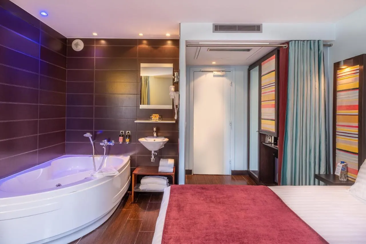 Hotel Casimir Paris