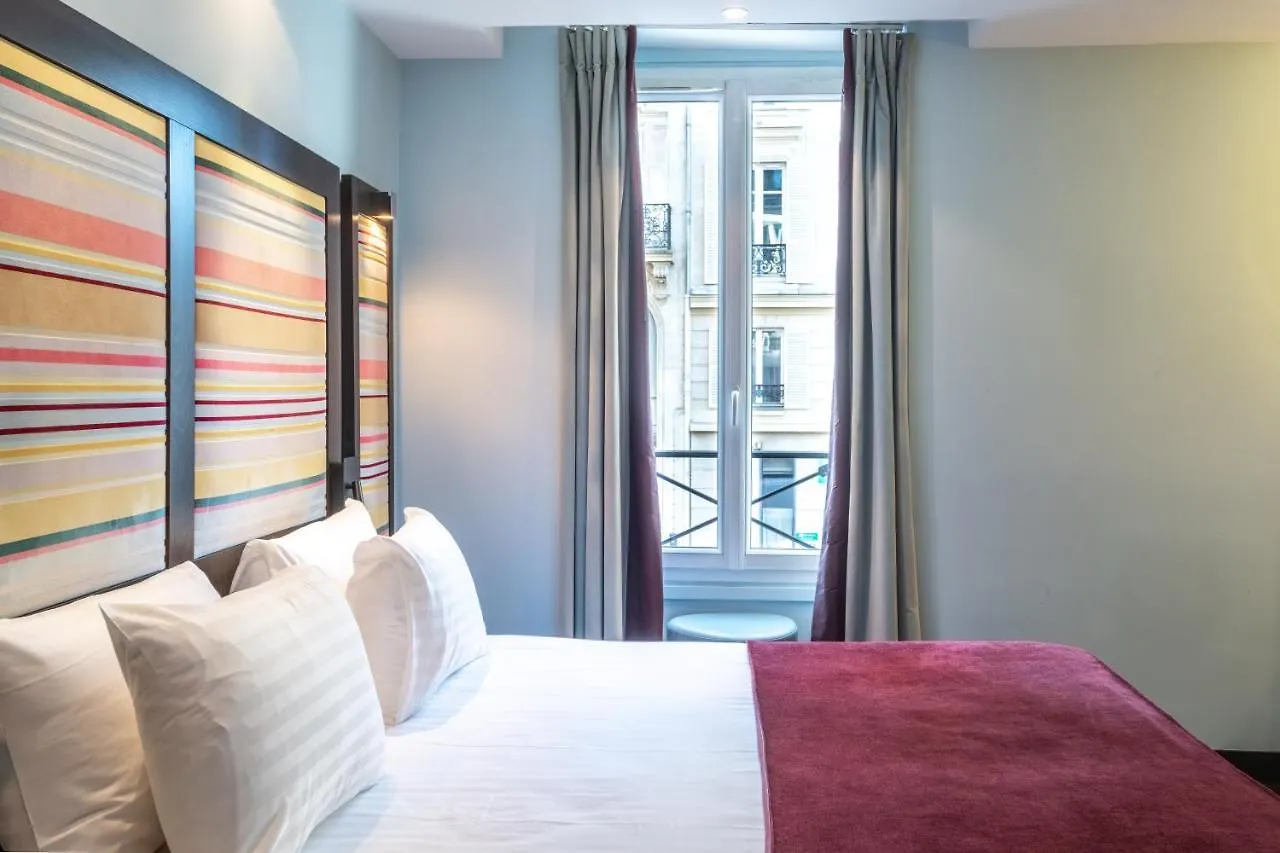 ***  Hotel Casimir Paris France