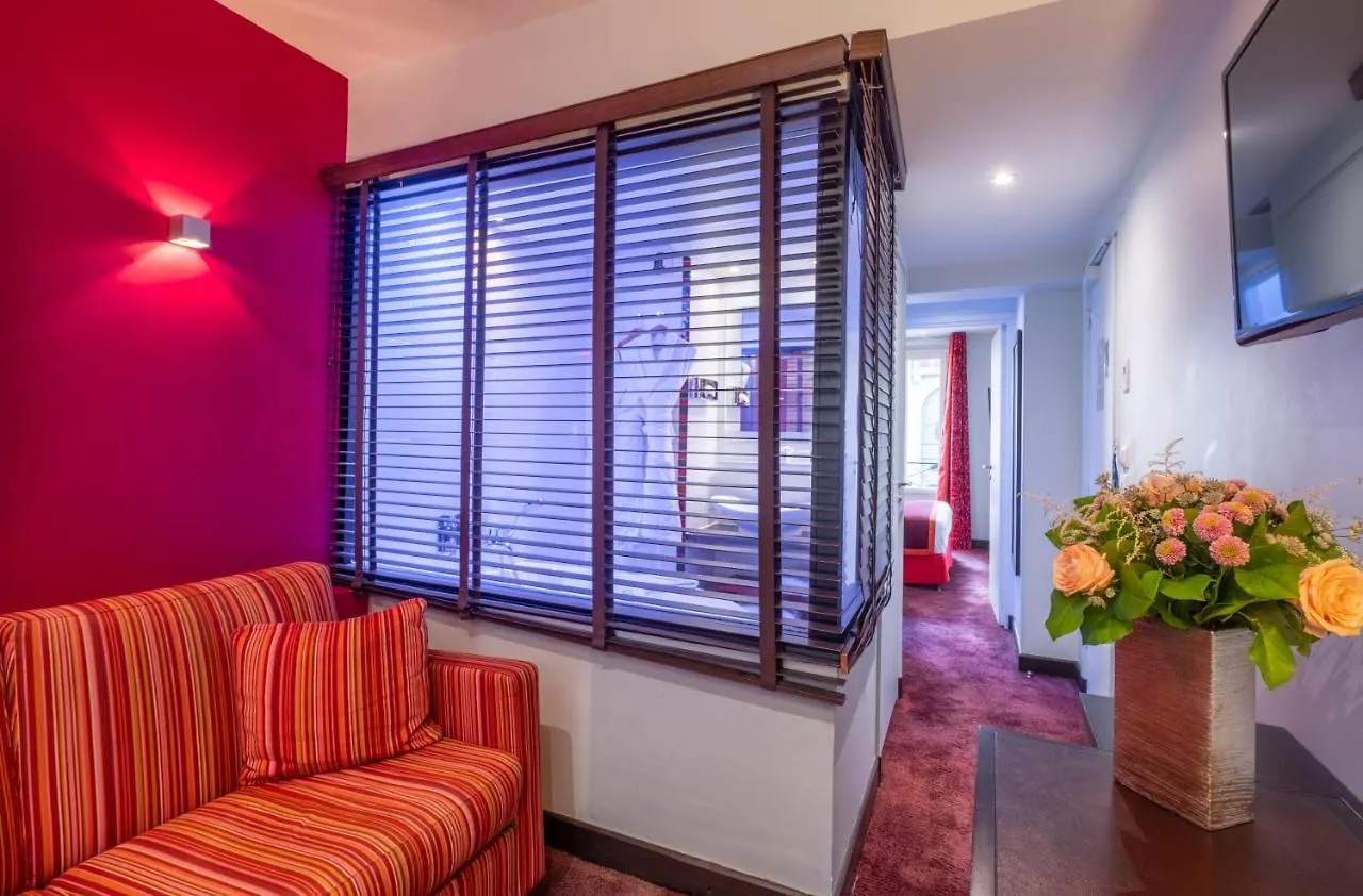***  Hotel Casimir Paris France