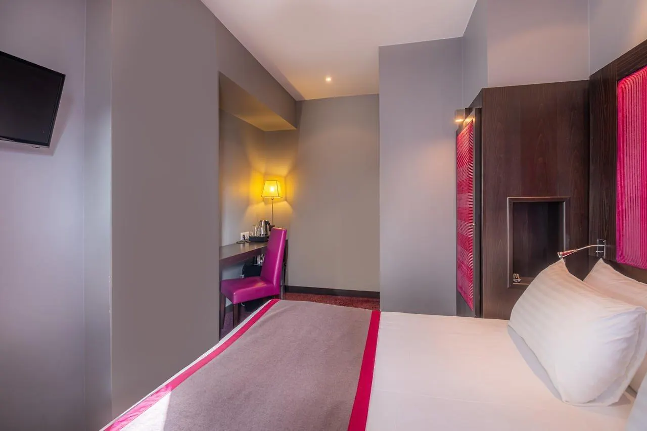 Hotel Casimir Paris 3*,