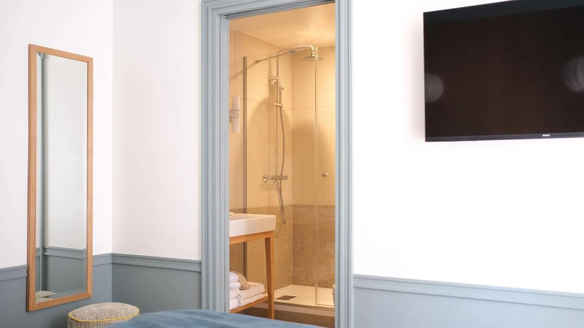 Hotel Casimir Paris