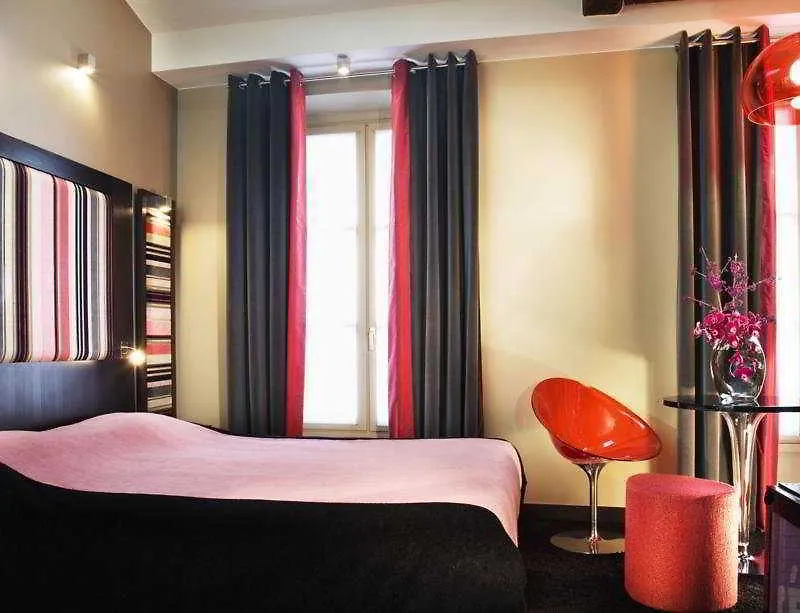 Hotel Casimir Paris